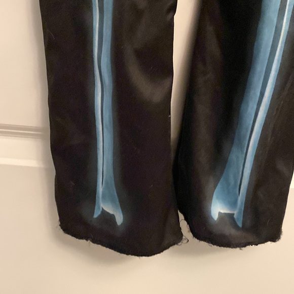 Hyde & Eek skeleton youth costume onesie with hands and mask - Picture 4 of 10